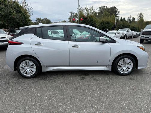 2018 Nissan Leaf S