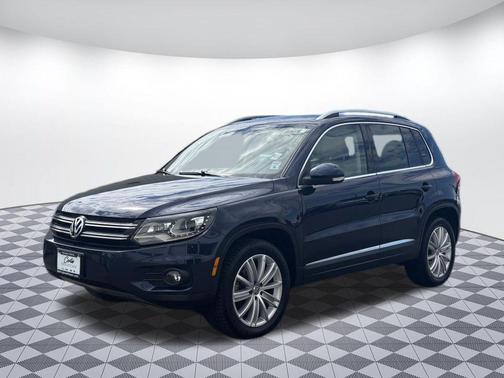 Night Blue 2016 Volkswagen Tiguan SE