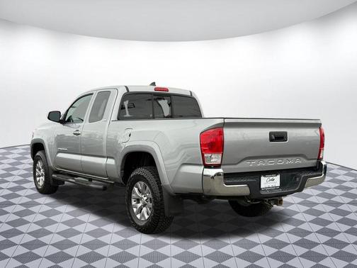 2017 Toyota Tacoma SR5