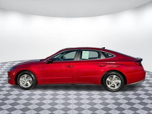 2023 Hyundai SONATA SE