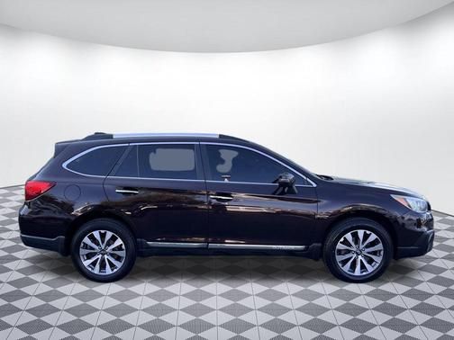 2017 Subaru Outback 2.5i Touring