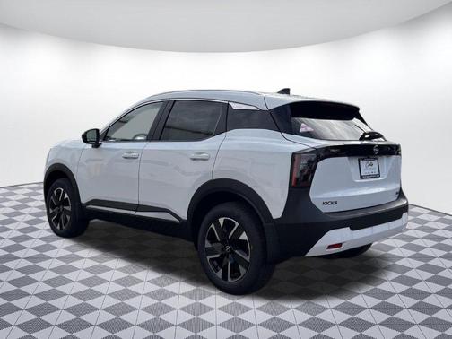 Fresh Powder 2027 Nissan Kicks SV