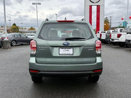 2017 Subaru Forester 2.5i