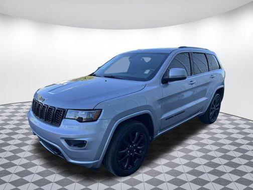 2018 Jeep Grand Cherokee Laredo E
