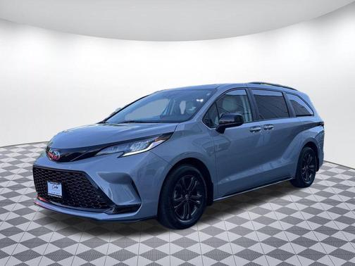Cement 2025 Toyota Sienna XSE 7 Passenger