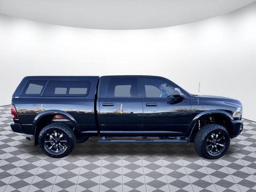 2018 RAM 3500 Laramie Crew Cab 4x4 6'4' Box