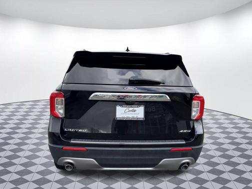 Black Metallic 2023 Ford Explorer Limited