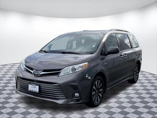 2020 Toyota Sienna Limited Premium