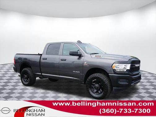 2022 RAM 2500 Tradesman Crew Cab 4x4 6'4' Box