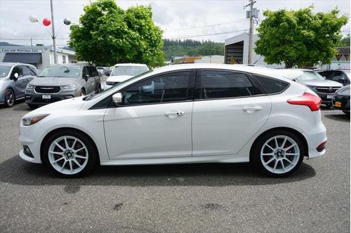 2018 Ford Focus ST