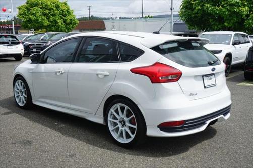 2018 Ford Focus ST