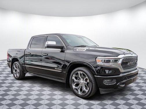 Photo 1 of 49 of 2019 RAM 1500 Limited