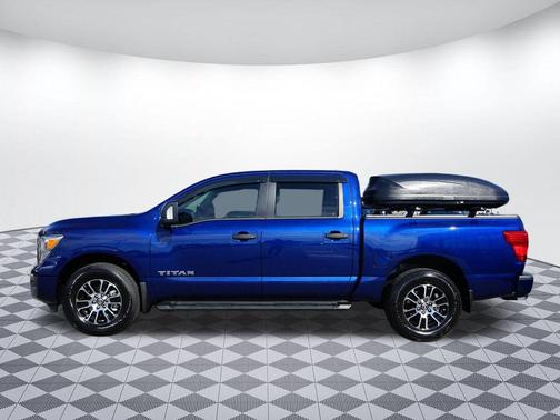 2024 Nissan Titan SV