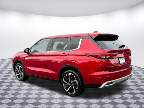 2023 Mitsubishi Outlander PHEV SE S-AWC