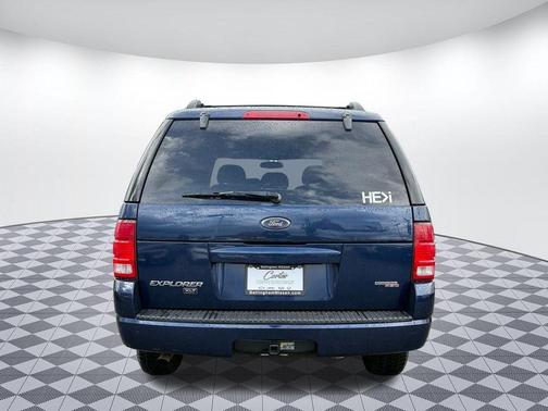 2005 Ford Explorer XLT
