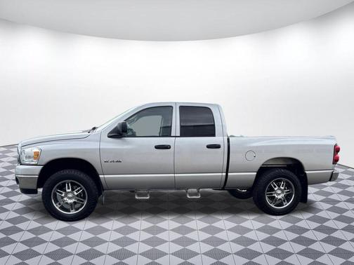 Bright Silver Metallic Clearcoat 2008 Dodge Ram 1500 SLT Quad Cab