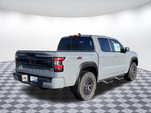 2025 Nissan Frontier PRO-4X