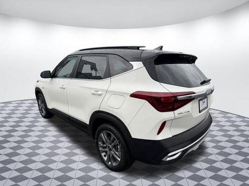 2022 Kia Seltos S