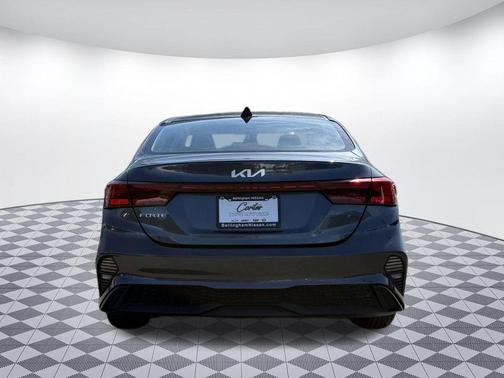 Gravity Gray 2023 Kia Forte LXS