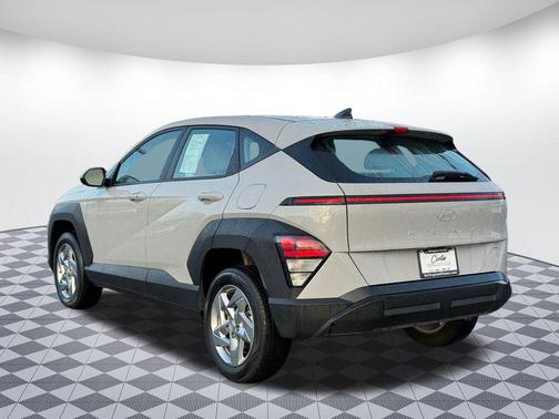 2024 Hyundai KONA SE