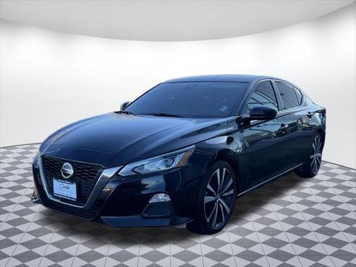 2020 Nissan Altima SR FWD