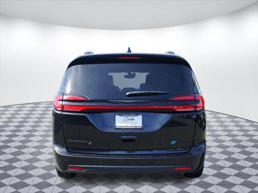 2024 Chrysler Pacifica Hybrid Premium S Appearance Pkg
