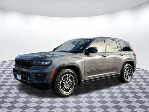 2022 Jeep Grand Cherokee 4xe Trailhawk