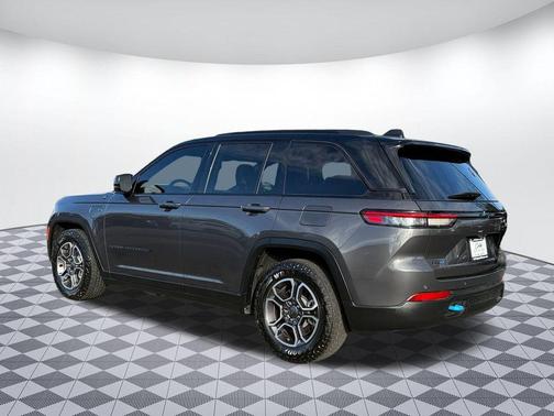 2022 Jeep Grand Cherokee 4xe Trailhawk
