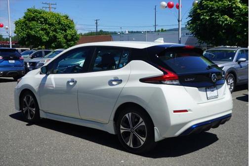 2022 Nissan Leaf SV 40 kWh
