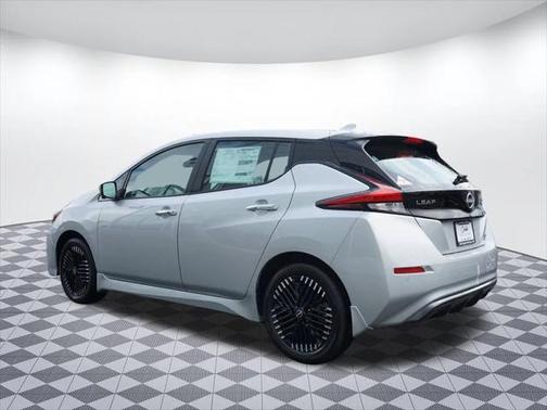 2025 Nissan Leaf SV PLUS