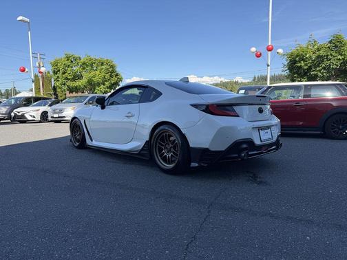 Halo 2022 Toyota GR86 Base
