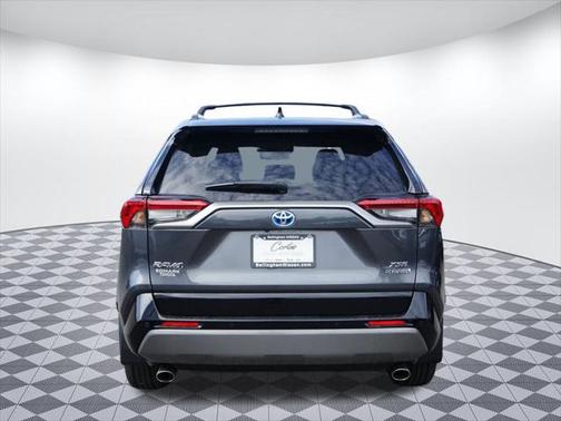 2021 Toyota RAV4 Hybrid SE