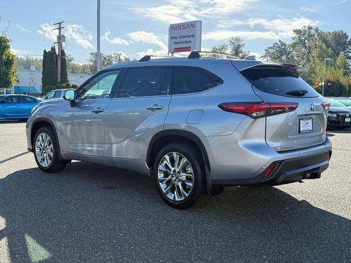 2020 Toyota Highlander Hybrid Limited
