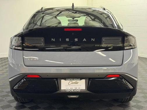 2026 Nissan Leaf PLATINUM+