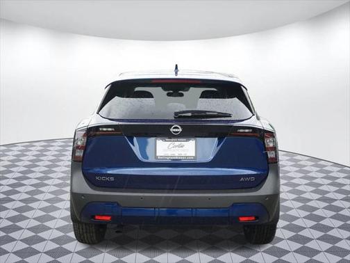 2025 Nissan Kicks SV