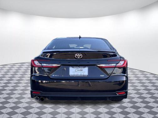Black 2025 Toyota Camry SE