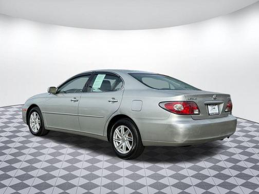 2004 Lexus ES 330 Base