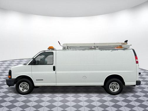 2003 GMC Savana 3500 Base