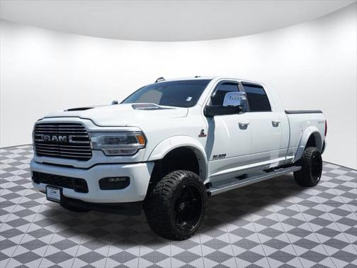 2024 RAM 2500 Laramie Crew Cab 4x4 6'4' Box