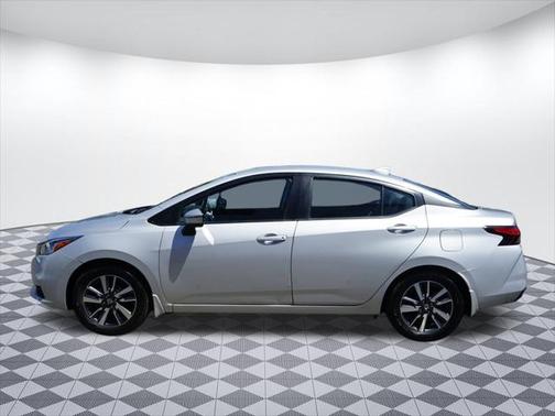 2021 Nissan Versa 1.6 SV