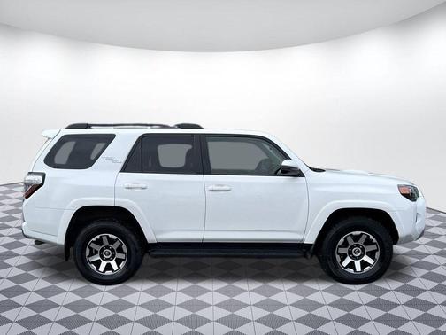 2022 Toyota 4Runner TRD Off Road