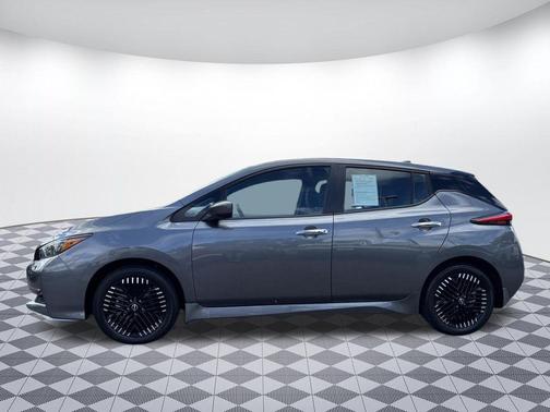 Gun Metallic 2025 Nissan Leaf SV PLUS