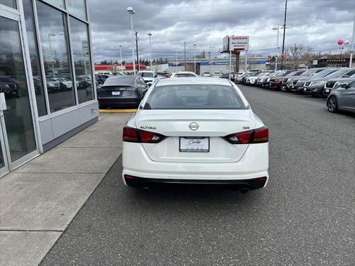 2023 Nissan Altima SR FWD