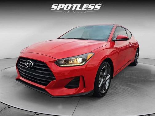 2020 Hyundai Veloster 2
