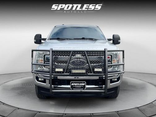 2017 Ford F-350 Lariat
