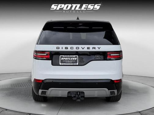 2020 Land Rover Discovery Landmark Edition