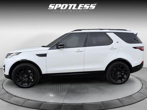 2020 Land Rover Discovery Landmark Edition