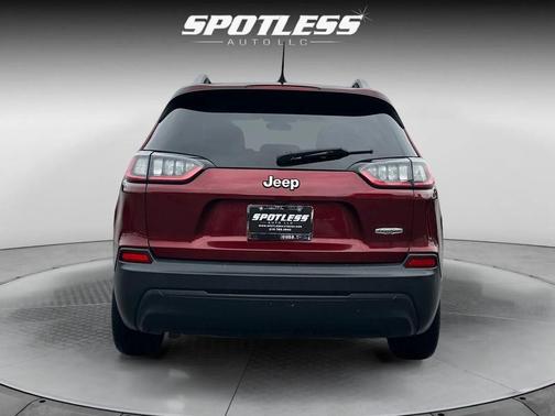 Velvet Red Pearlcoat 2019 Jeep Cherokee Latitude