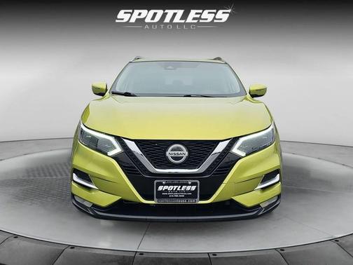 Nitro Lime Metallic 2020 Nissan Rogue Sport SL