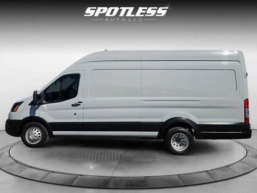 2022 Ford Transit-350 Base
